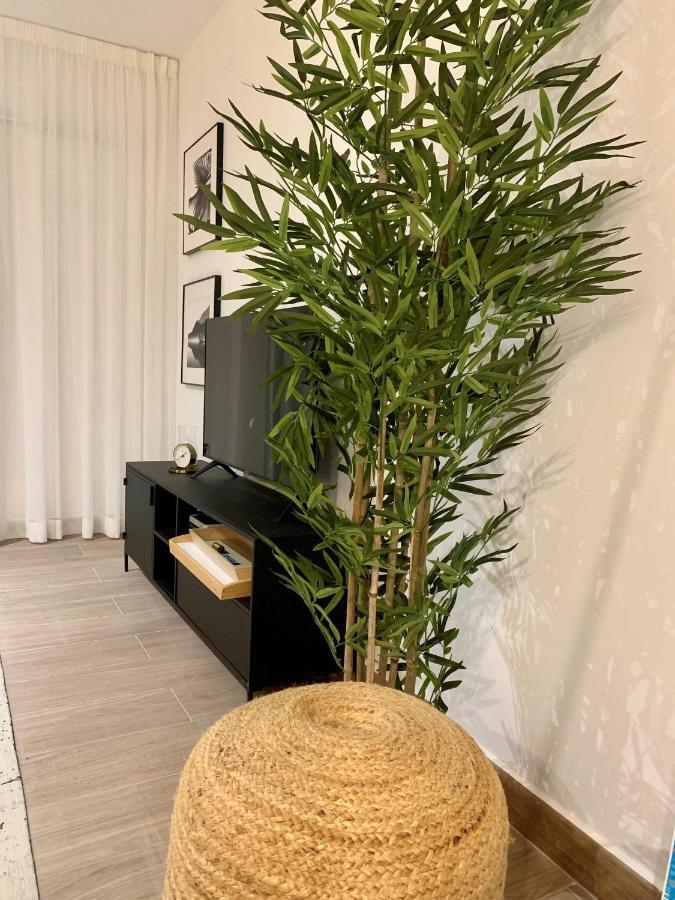 בנאלמדנה Don Gustavo Modern Apartment, Sea Views & Pool מראה חיצוני תמונה